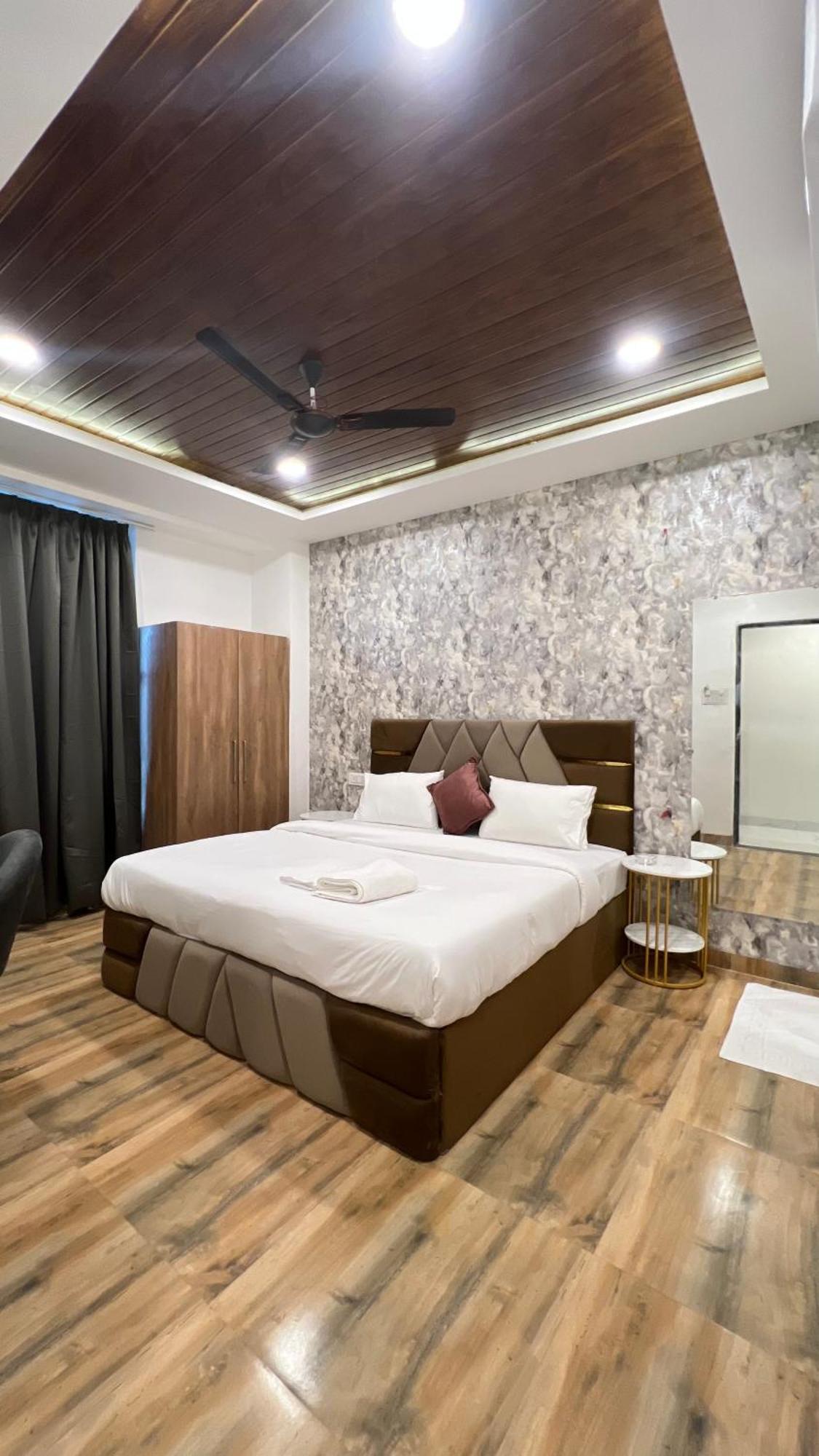 Hotel Vedicvista Indore Luaran gambar